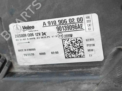 Left headlight MERCEDES-BENZ SPRINTER 3,5-t Platform/Chassis (B907, B910) 315 CDI RWD (907.131, 907.133, 907.135, 907.231, 907.233... | BP30108090C28 