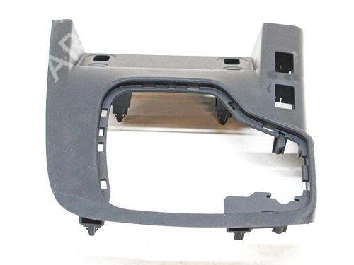 Used Middle console Middle console JAGUAR E-PACE (X540) 2.0 D150 AWD (150 hp) 14633154 14633154