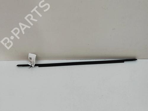 Dørliste AUDI Q5 (FYB, FYG) 2.0 TDI quattro (190 hp) 25883792