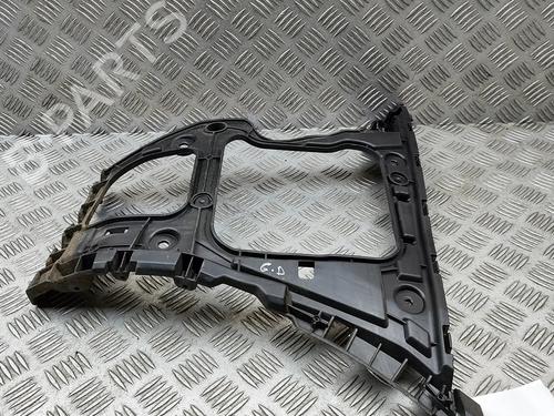 rear-bumper-bracket-audi-q7-4mb-4mg-4mq-2015-34374760 main image