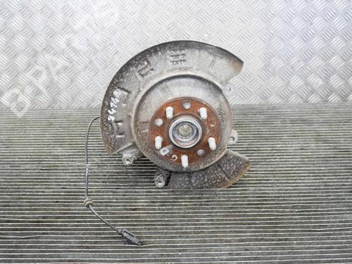 Used Right rear steering knuckle Right rear steering knuckle TESLA MODEL X (5YJX) 90D AWD (525 hp) 20233226 20233226