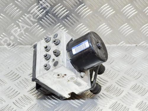 Used ABS pump RENAULT CLIO III (BR0/1, CR0/1) 1.2 16V (BR02, BR0J, BR11, CR02, CR0J, CR11) (75 hp) 6772880