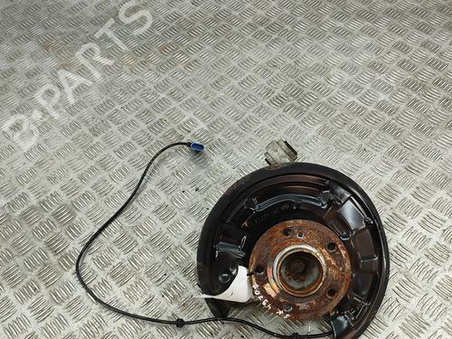 Used Left rear steering knuckle MERCEDES-BENZ CLA Coupe (C117) CLA 180 (117.342) (122 hp) 26239778