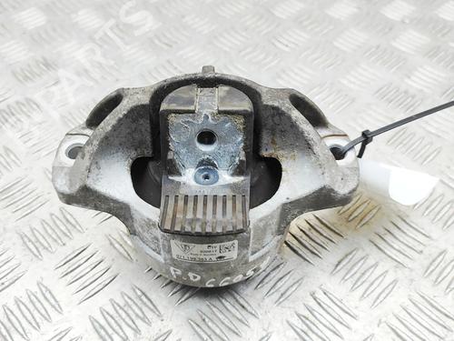 Used Engine mount Engine mount 39073016 39073016