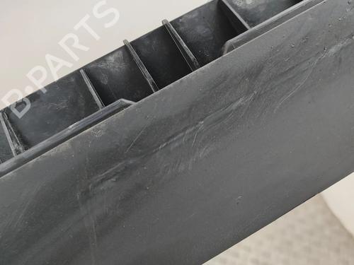 Højre sidekjole TESLA MODEL Y (5YJY) EV Performance All-wheel Drive | BP31748566C114 