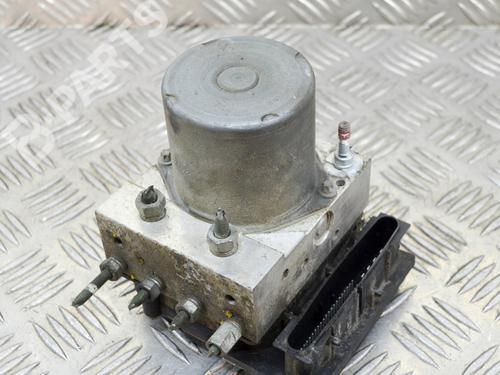 Used ABS pump RENAULT CLIO III (BR0/1, CR0/1) 1.2 16V (BR02, BR0J, BR11, CR02, CR0J, CR11) (75 hp) 8145518