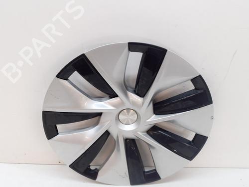 Used Hub cap TESLA MODEL Y (5YJY) EV Performance All-wheel Drive (462 hp) 28547755