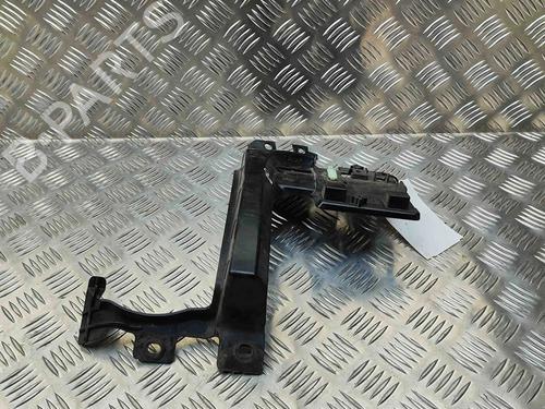 rear-bumper-bracket-land-rover-range-rover-evoque-l538-2011-2012-2013-2014-2015-2016-2017-2018-2019-29486609 main image