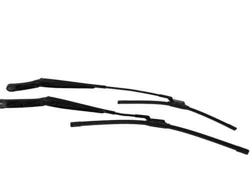 Braccio tergicristallo anteriore VW PASSAT B7 Variant (365) 2.0 TDI (140 hp) 30242067