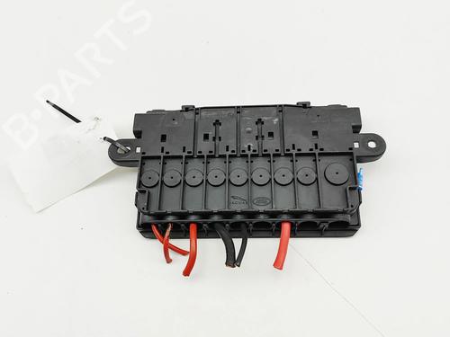 Used Fuse box Fuse box 37029666 37029666