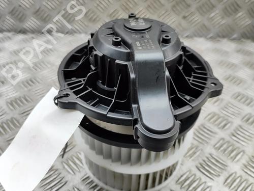 Used Heater blower motor KIA SORENTO IV (MQ4, MQ4A) 2.2 CRDi AWD (193 hp) 31056609