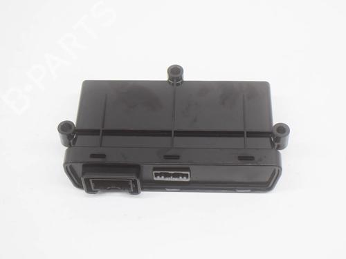 Used Electronic module TESLA MODEL S (5YJS) 75D AWD (525 hp) 20231630