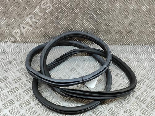 rubber-door-seal-bmw-x3-g01-f97-g08-2017-27766619 main image