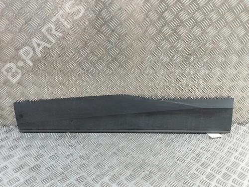 Used Door moulding trim Door moulding trim PEUGEOT 408 II (FP_, F3_, FM_) PureTech 130 (FPHNST) (131 hp) 33371821 33371821