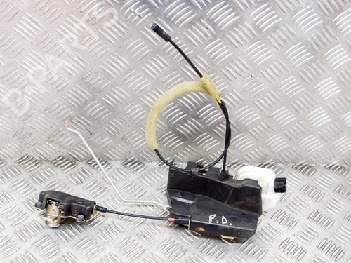 Used Front right lock MITSUBISHI PAJERO III (V7_W, V6_W) 3.2 Di-D (V68W) (160 hp) 9628914