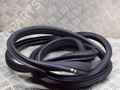 Used Rubber door seal MERCEDES-BENZ C-CLASS Coupe (C205) C 250 d (205.308) (204 hp) 15622365