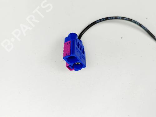 Antenne/Base ASTON MARTIN DBX 4.0 All-wheel Drive | BP36809500C140 - Image 7
