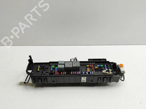 Used Fuse box TESLA MODEL S (5YJS) P100D AWD (772 hp) 32239001