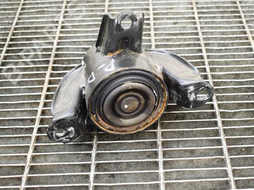 Used Engine mount HYUNDAI i30 (GD) 1.6 CRDi (110 hp) 6750126