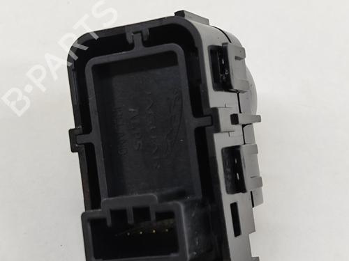 Switch JAGUAR I-PACE (X590) EV400 AWD | BP27766832I30 