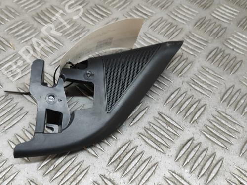 speaker-skoda-superb-iii-estate-3v5-2015-2016-2017-2018-2019-2020-2021-2022-2023-2024-25893816 main image