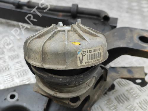 Subframe MERCEDES-BENZ VITO Bus (W639) 122 CDI (639.701, 639.703, 639.705) | BP33386955M9 - Image 9