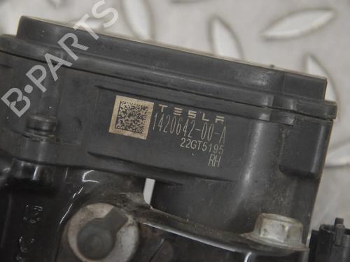 Right rear brake caliper TESLA MODEL 3 (5YJ3) EV AWD | BP30245249M106