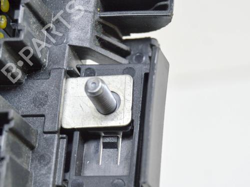 Fuse box TESLA MODEL X (5YJX) 75D AWD | BP12927796E1  - Image 7