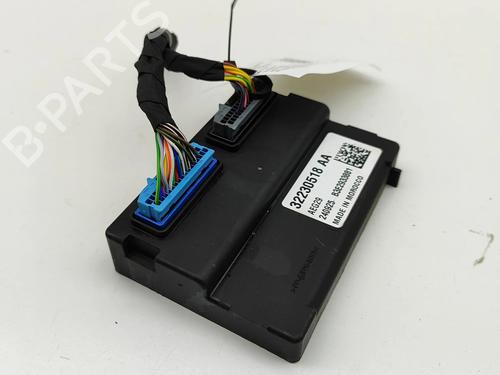 Used Electronic module VOLVO XC40 (536) B4 Mild-Hybrid (197 hp) 28433751