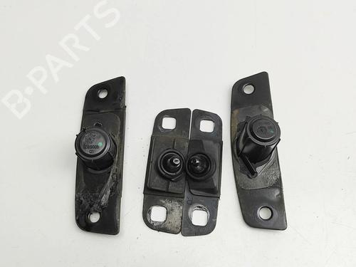 Used Hinge/Door check strap Hinge/Door check strap MERCEDES-BENZ VITO Tourer (W447) 116 CDI / 116 BlueTEC (447.701, 447.703, 447.705) (163 hp) 30894657 30894657