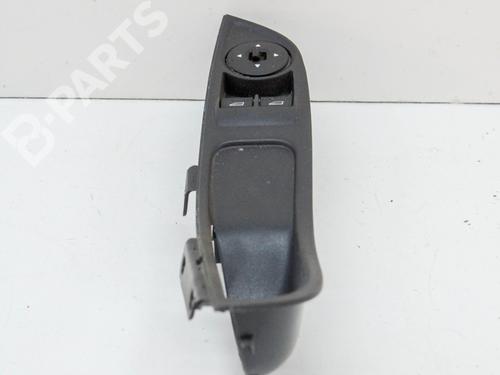 Used Right front window switch Right front window switch FORD FOCUS III 1.0 EcoBoost (125 hp) 9629555 9629555