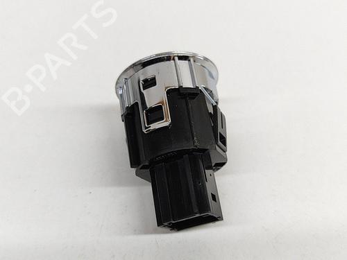 Switch CITROËN C5 AIRCROSS (A_) 1.2 PureTech 130 (ARHNSJ) | BP28551474I30