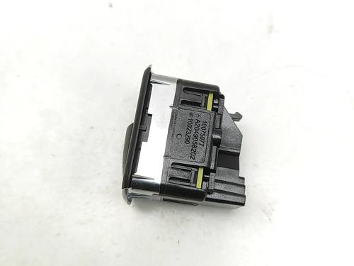 Left front window switch TESLA MODEL S (5YJS) P100D AWD | BP33390593I27 - Image 3