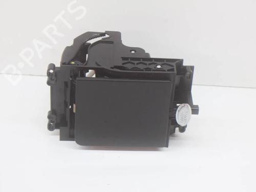 Used Cup/Object holder Cup/Object holder LAND ROVER RANGE ROVER VELAR (L560) 2.0 D240 SD4 4x4 (241 hp) 8839903 8839903