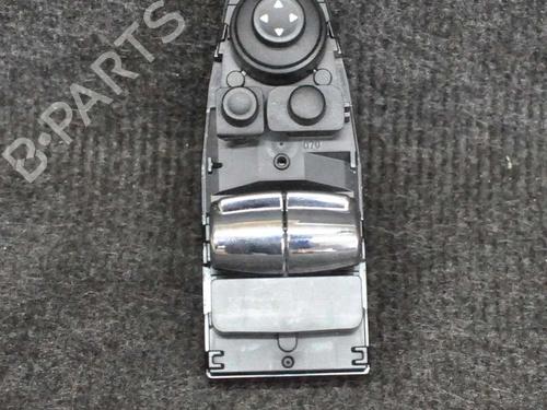 Used Left front window switch Left front window switch MINI MINI (F56) Cooper S (192 hp) 6726515 6726515
