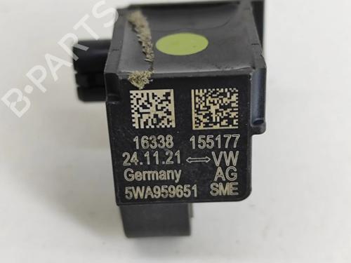 Electronic sensor AUDI A3 Sportback (8YA, 8YF) RS3 TFSI quattro | BP27771622M84