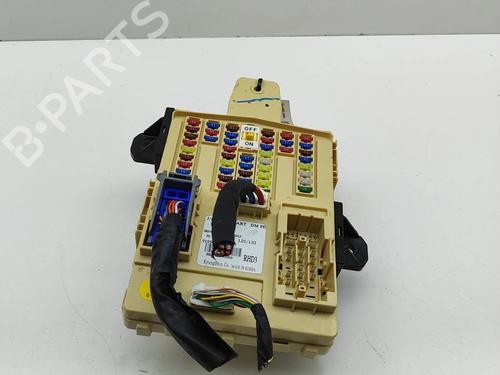 Fuse box HYUNDAI SANTA FÉ III (DM, DMA) 2.2 CRDi 4WD | BP27933685E1