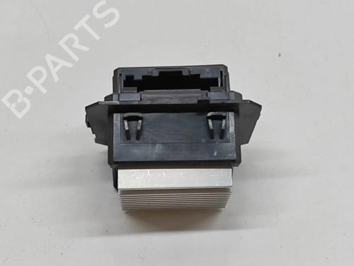 Used Heater resistor Heater resistor PEUGEOT 5008 II (MC_, MJ_, MR_, M4_) 1.5 BlueHDi 130 (MCYHZJ, MCYHZR, MCYHZX) (131 hp) 28676476 28676476