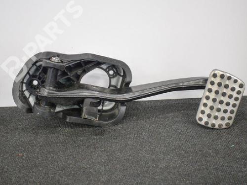 Used Break pedal MERCEDES-BENZ E-CLASS (W213) E 350 d (213.033) (258 hp) 6747664