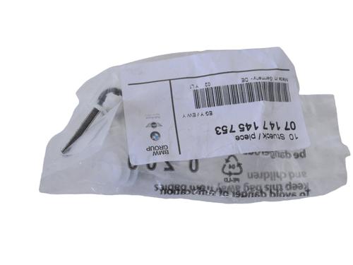 BP30239536O1 main image