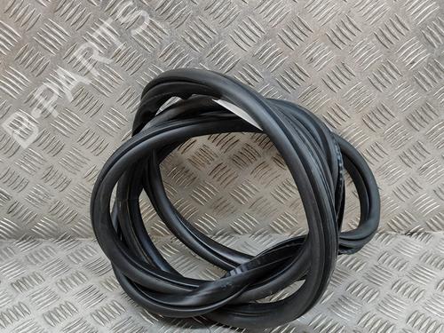 Used Rubber door seal BMW 2 Active Tourer (F45) 225 xe Plug-in-Hybrid (224 hp) 20337003