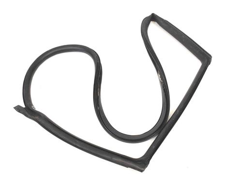 Used Rubber door seal MASERATI LEVANTE SUV (M161) 3.0 D Q4 (275 hp) 30212499