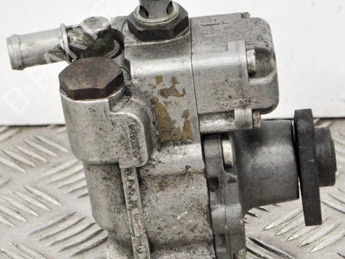 Used Steering pump Steering pump BMW 7 (E65, E66, E67) 730 d (218 hp) 6715046 6715046