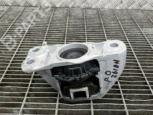 Used Engine mount NISSAN QASHQAI II (J11, J11_) 1.2 DIG-T (115 hp) 6760781