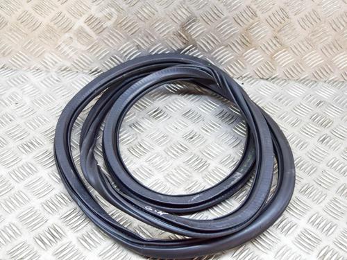 rubber-door-seal-audi-a6-c8-avant-4a5-2018-27761813 main image