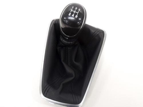 Used Shift knob FORD FOCUS III 1.0 EcoBoost (100 hp) 6863747