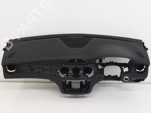 Used Dashboard MERCEDES-BENZ CLA Coupe (C117) CLA 180 (117.342) (122 hp) 6754940