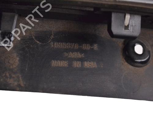 Tailgate trim TESLA MODEL X (5YJX) P100D AWD | BP30229355C151