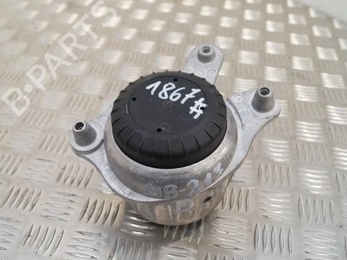 Used Engine mount Engine mount MERCEDES-BENZ E-CLASS (W213) E 180 (213.040) (156 hp) 7800670 7800670