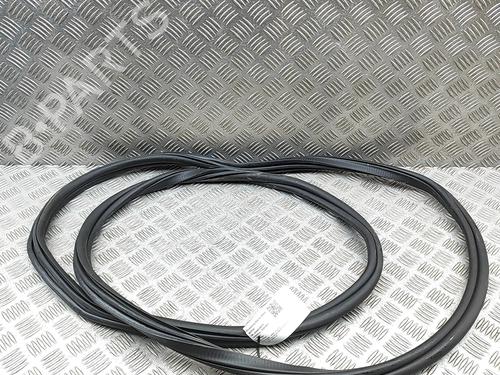 rubber-door-seal-bmw-x5-g05-f95-2018-32500734 main image